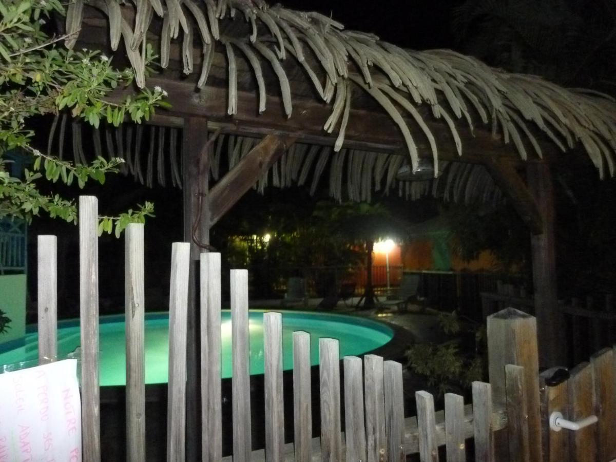 Bungalow La Papaye Bleue Residence Acces Piscine & Plage Saint-Francois  Εξωτερικό φωτογραφία