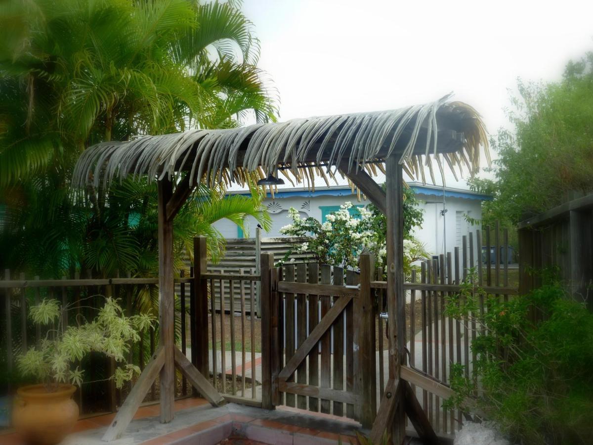 Bungalow La Papaye Bleue Residence Acces Piscine & Plage Saint-Francois  Εξωτερικό φωτογραφία