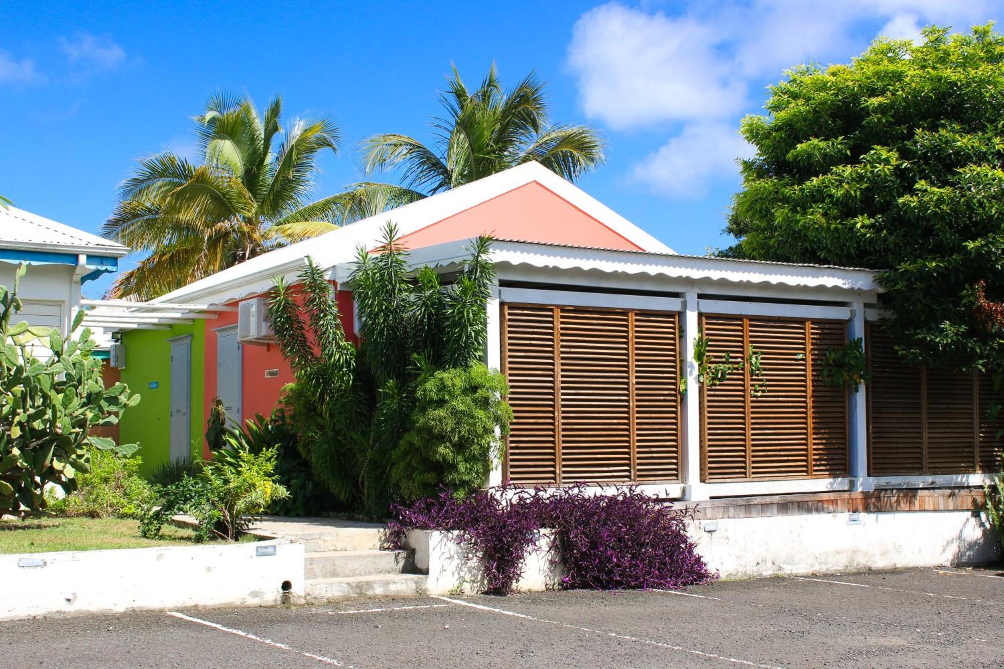 Bungalow La Papaye Bleue Residence Acces Piscine & Plage Saint-Francois  Εξωτερικό φωτογραφία